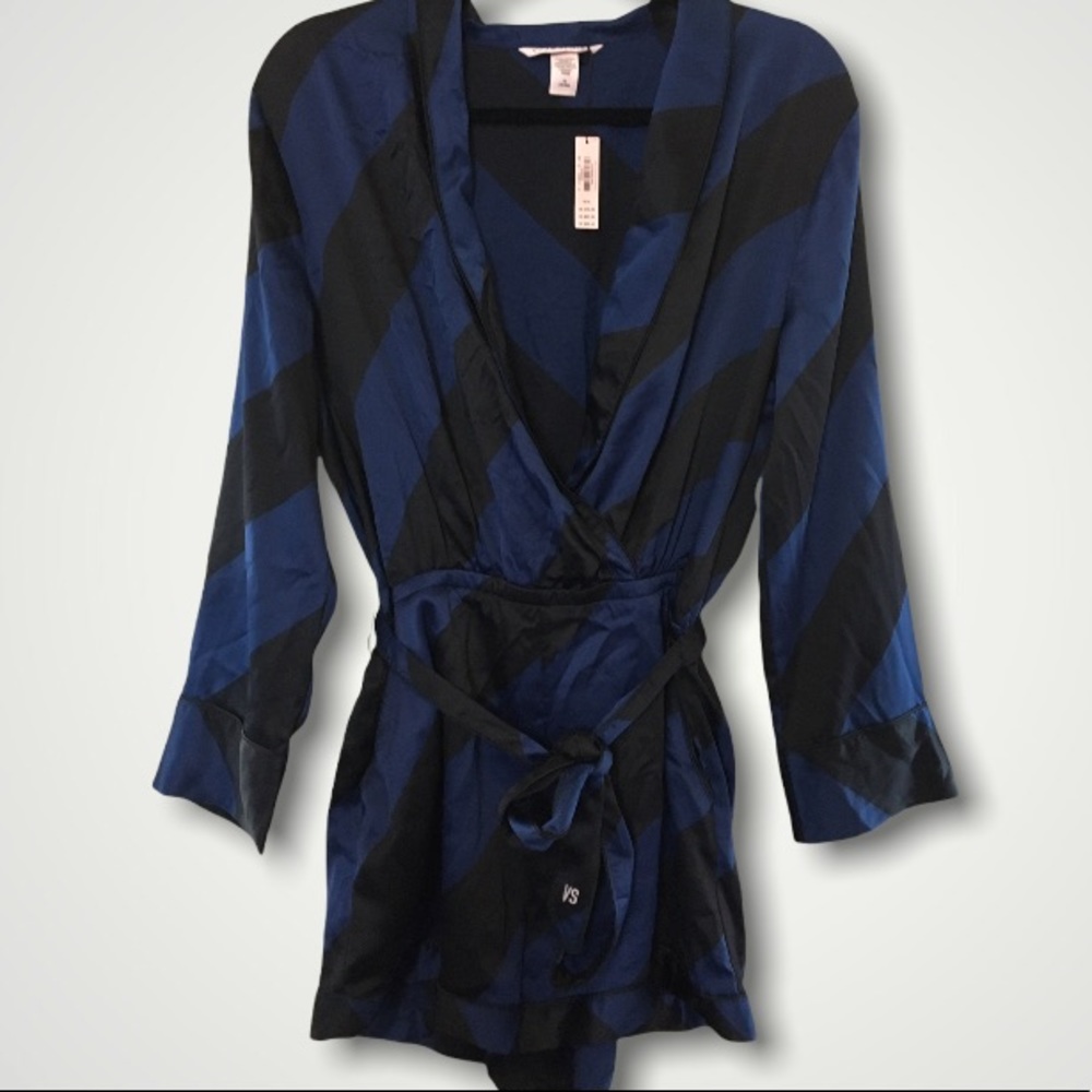Victoria Secret silky pajama romper M